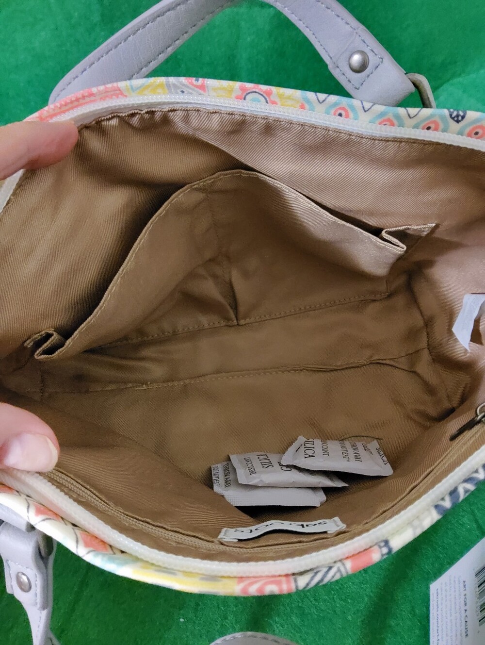 Sakroots Artist Circle Wanderlust, Llama Shoulder Bag - Picture 8 of 9